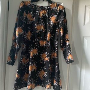 Free People size 2 pretty dress